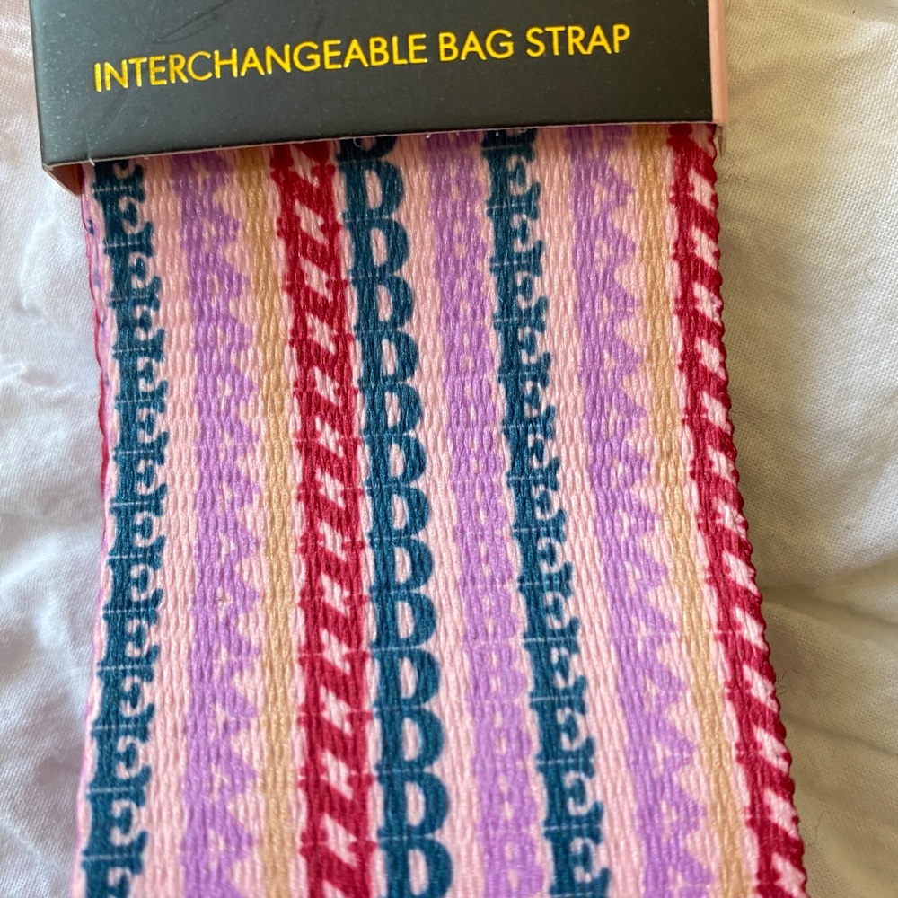 Kedzie “BE KIND” Guitar Style Interchangeable Bag Strap